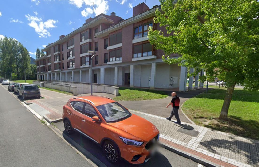 Exterior view of Garage for sale in Amurrio