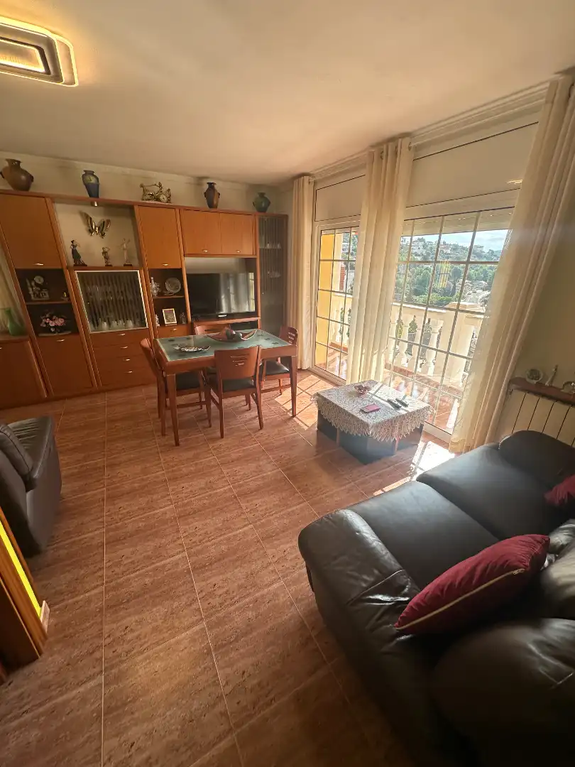 Sala de estar de Casa o chalet en venta en Castellet i la Gornal con Aire acondicionado, Calefacción y Jardín privado