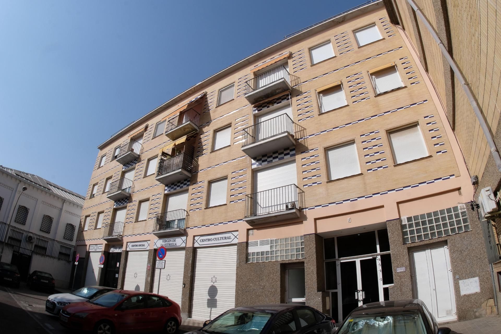 Apartment for sale in Calle JOSE CRUZ AUÑON, Triana Oeste