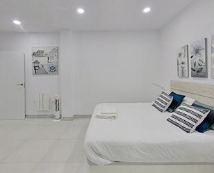 Bedroom of Apartment for sale in  Valencia Capital  with Air Conditioner and Terrace