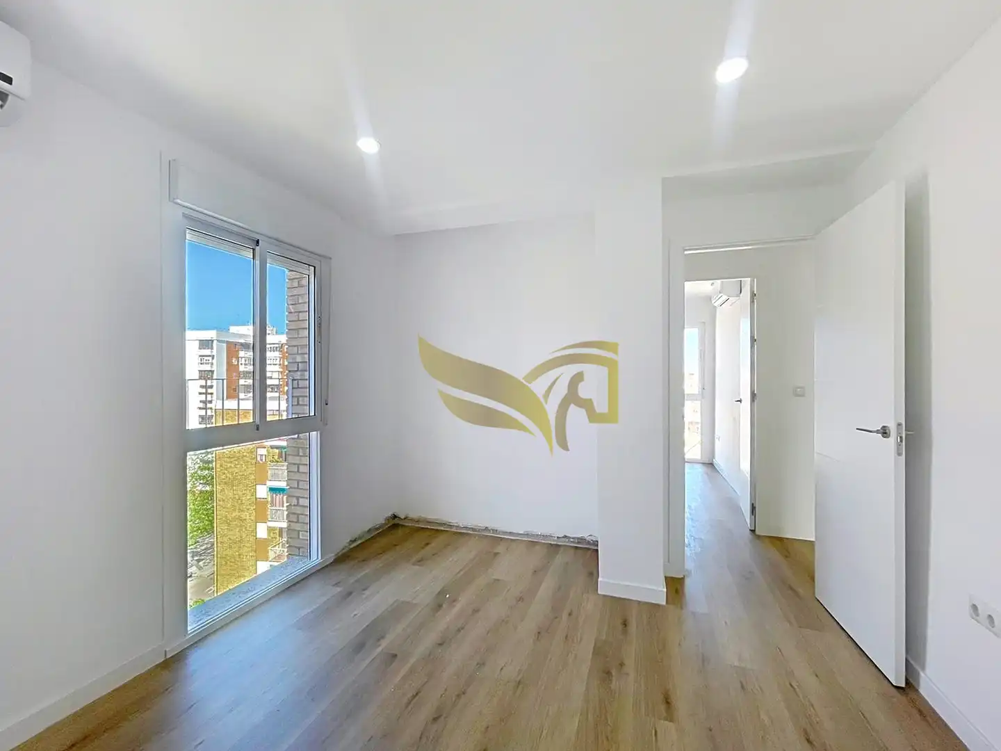 Attic for sale in Sevilla  with Air Conditioner, Heating and Terrace