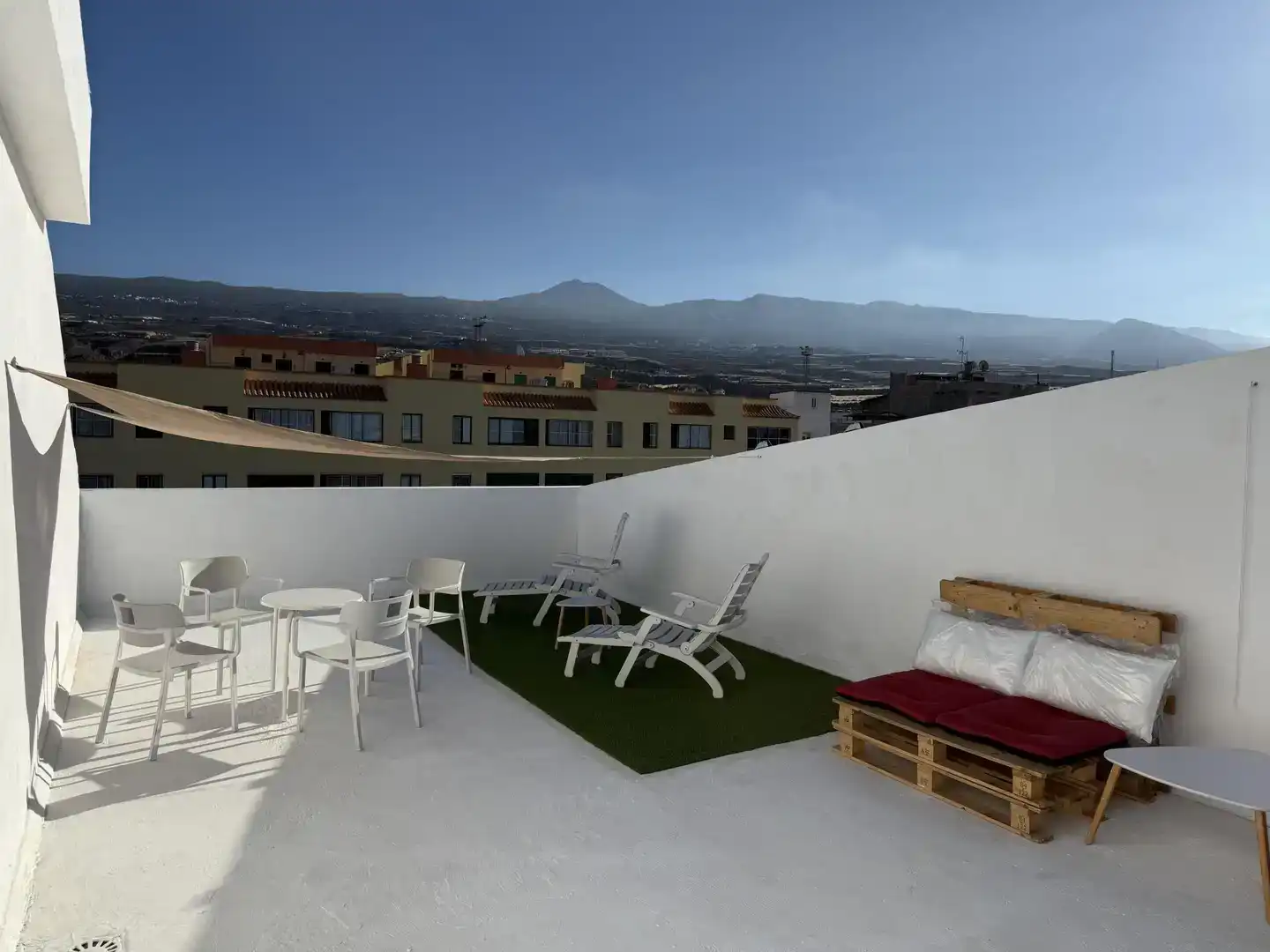 Terrassa de Dúplex de lloguer en Guía de Isora amb Jardí privat, Traster i Moblat