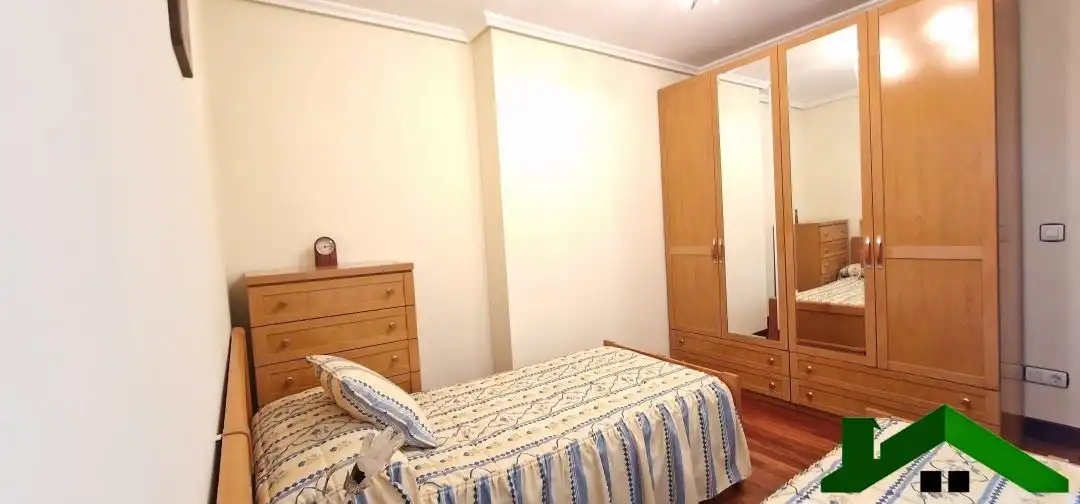 Piso en venta en Calle Los Caserios, Centro