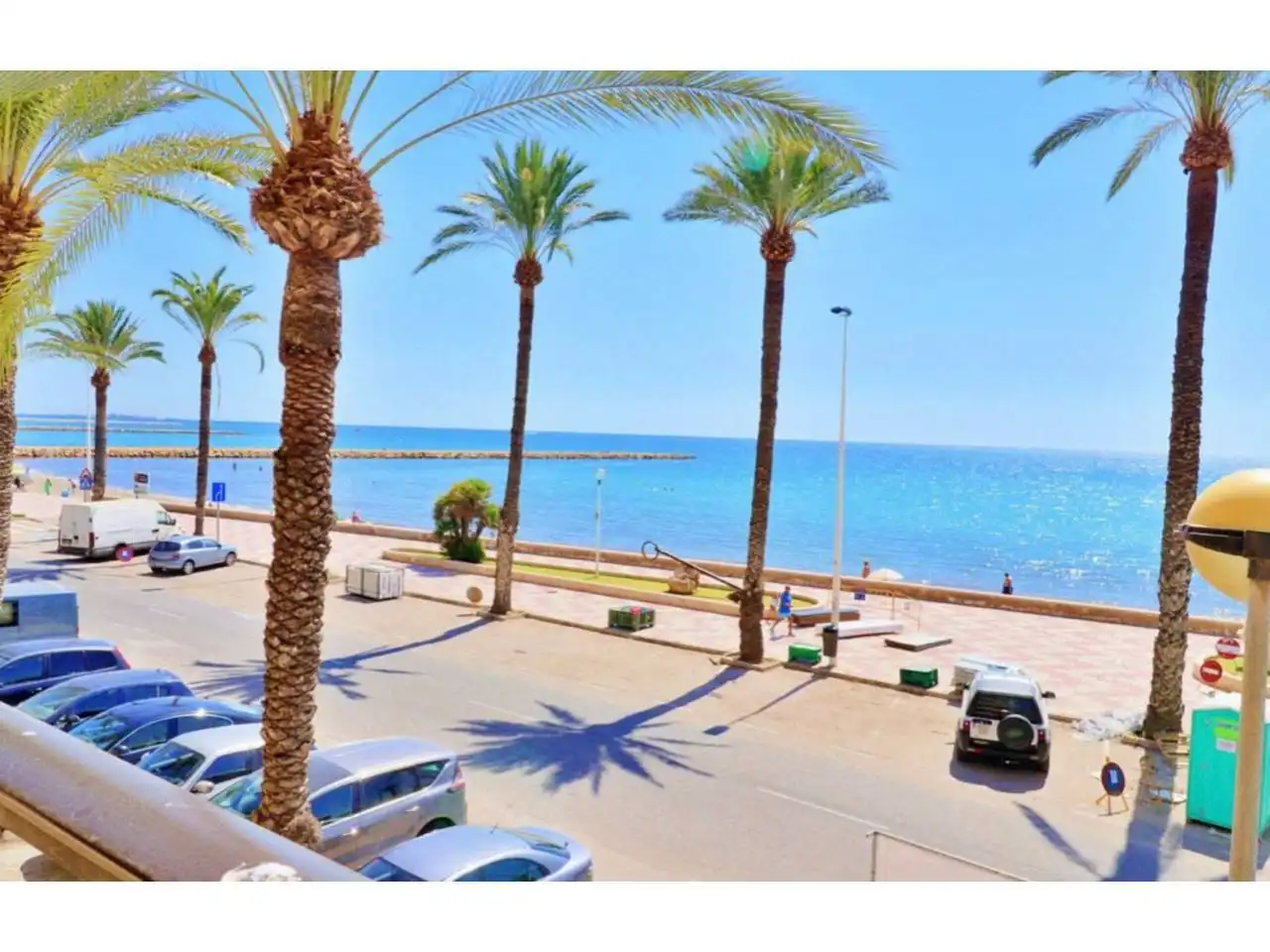 Flat with terrace to rent in Santa Pola ciudad