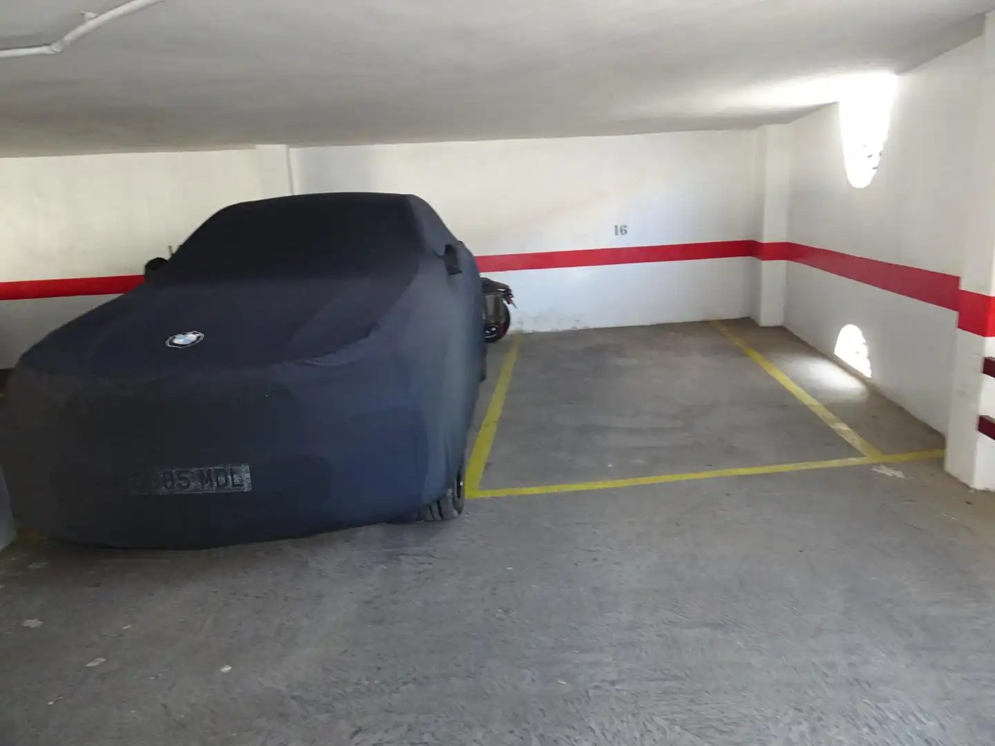 Parcheggio in vendita a Calle Calle de Villamartín