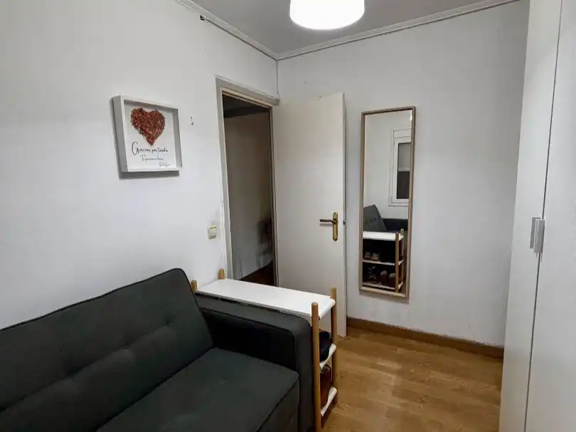 Dormitori de Pis en venda en Sant Andreu de la Barca amb Aire condicionat i Balcó