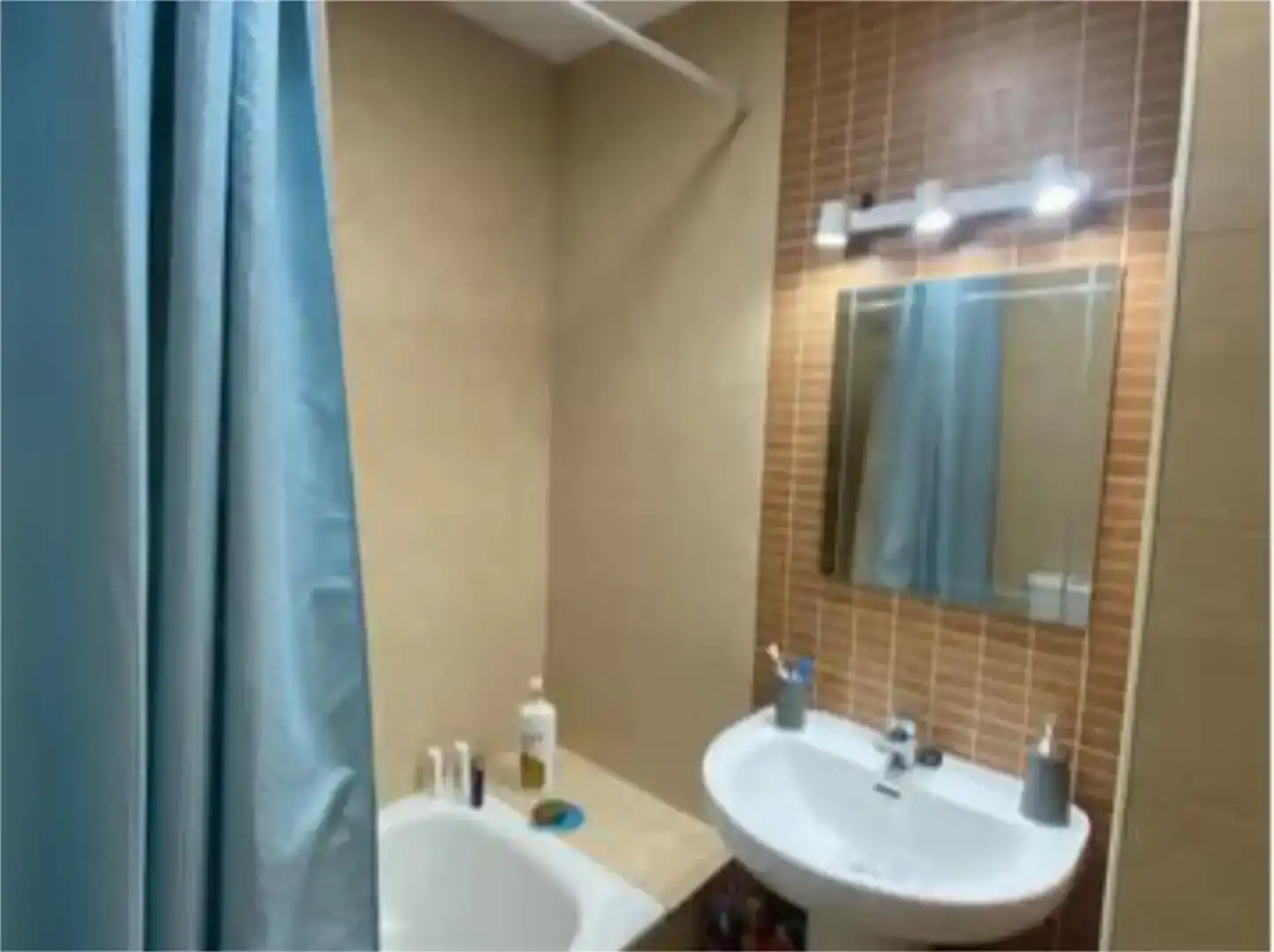 Baño de Piso en venta en Puebla de Vícar