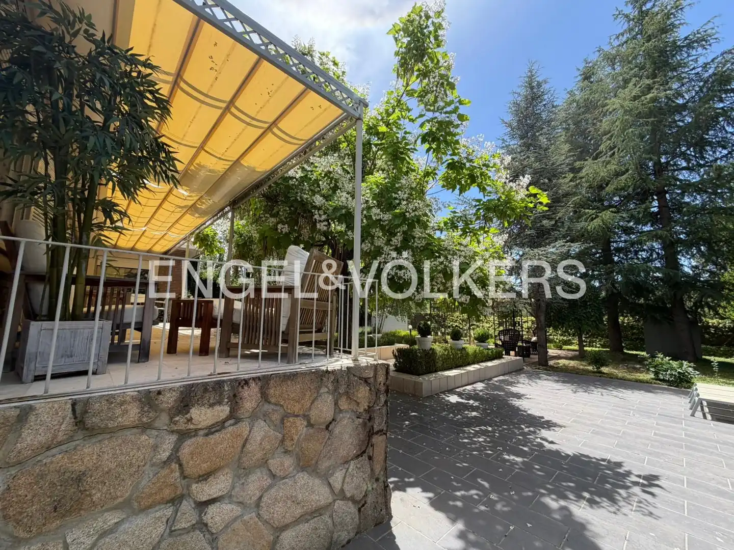 Terraza de Casa o chalet de alquiler en Soto del Real con Aire acondicionado, Calefacción y Jardín privado