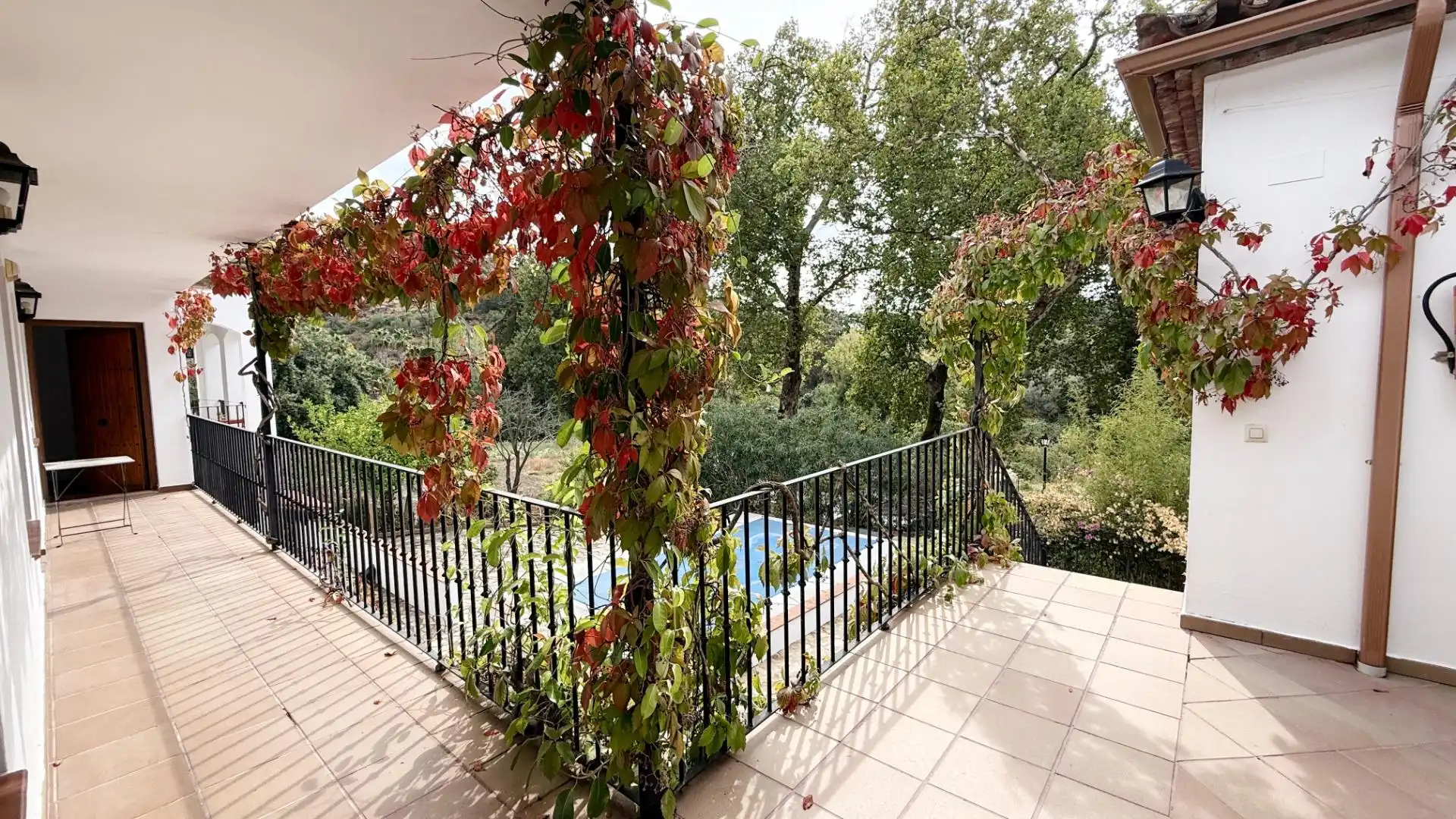 Terrasse von Gebäude zum Verkauf in Almonaster la Real, Huelva