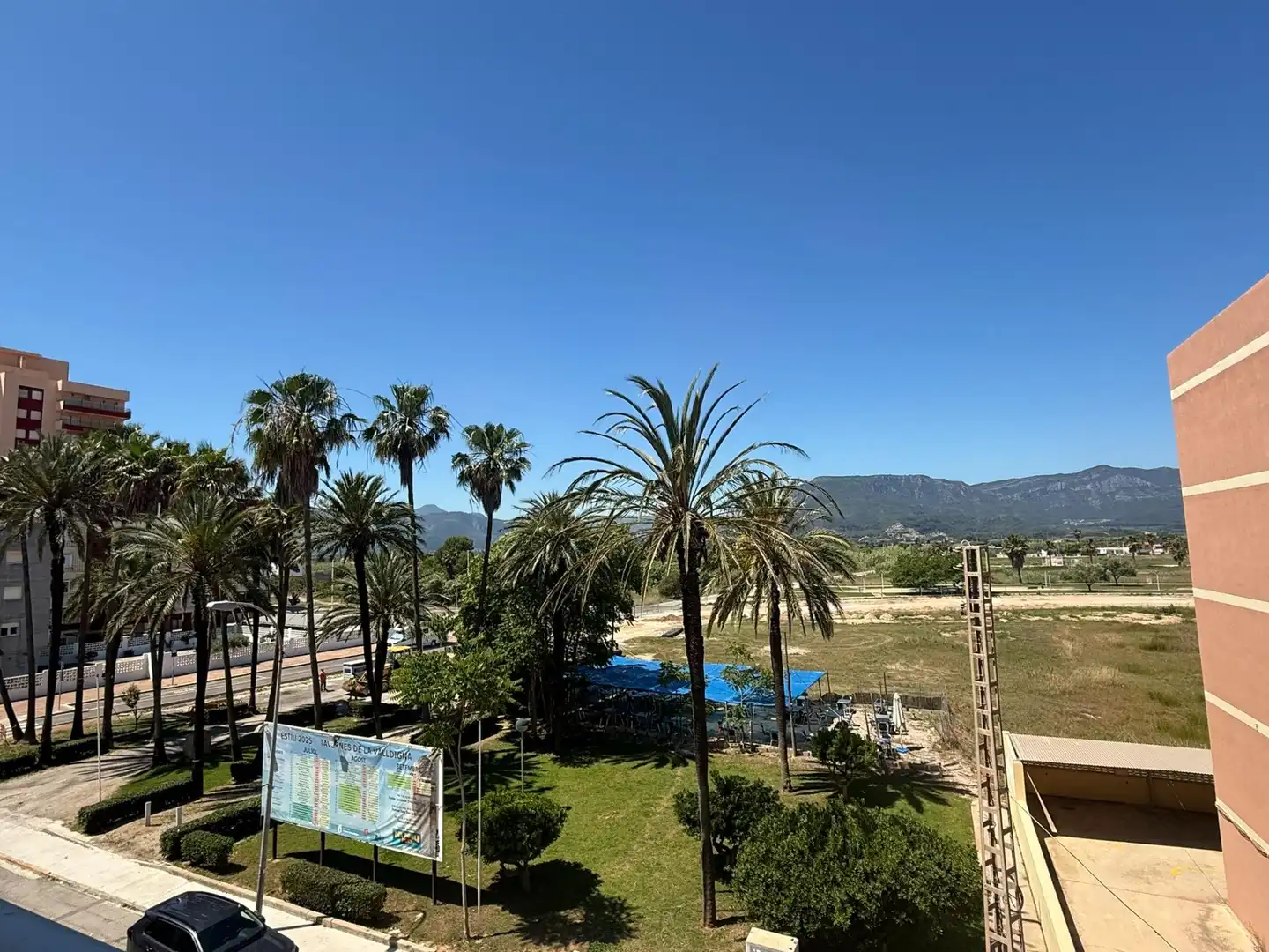 Vista exterior de Apartamento en venta en Tavernes de la Valldigna con Balcón