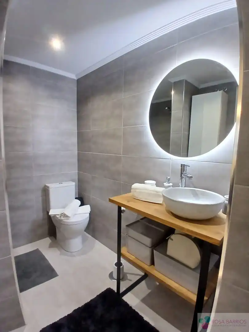 Baño de Piso en venta en Casares con Aire acondicionado, Terraza y Piscina comunitaria