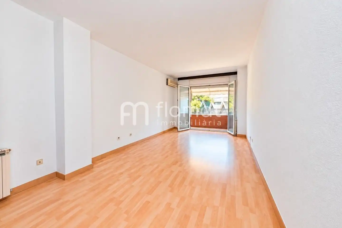 Appartamento con terrazza in vendita a Rambla de Badal, imagen 5