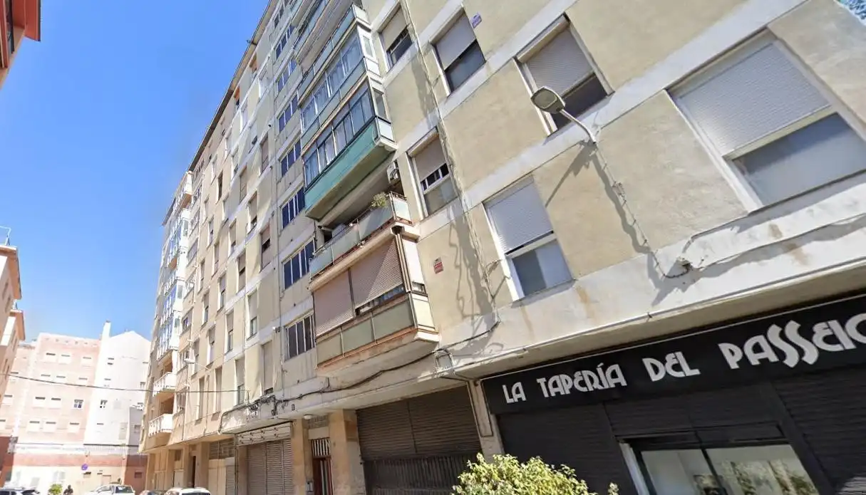 Vista exterior de Piso en venta en Sant Joan Despí