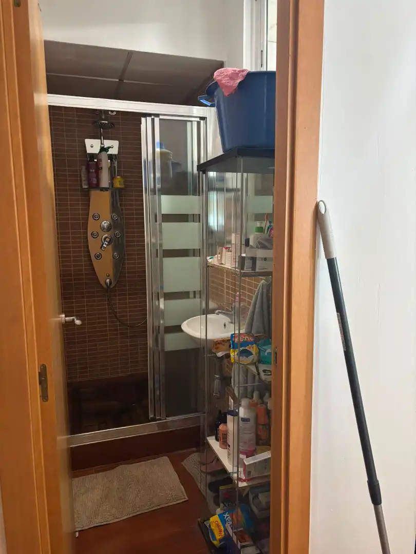Baño de Piso de alquiler en Madrid con Aire acondicionado, Calefacción y Amueblado