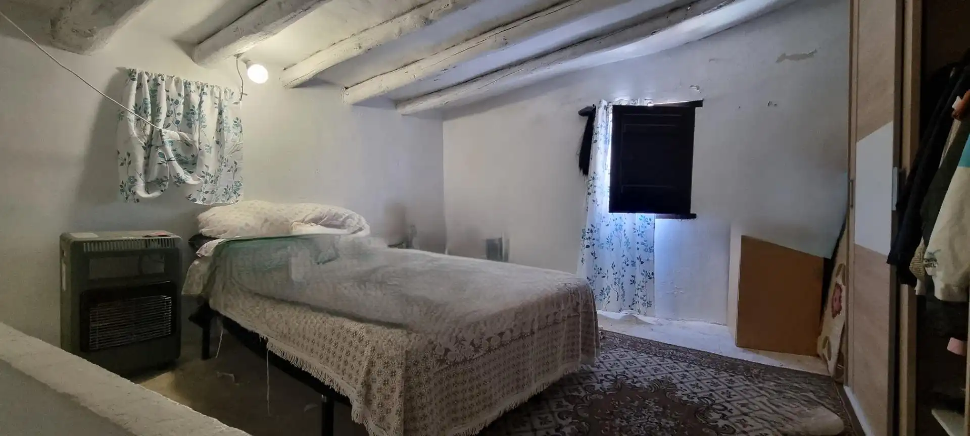 Dormitori de Finca rústica en venda en Épila amb Terrassa