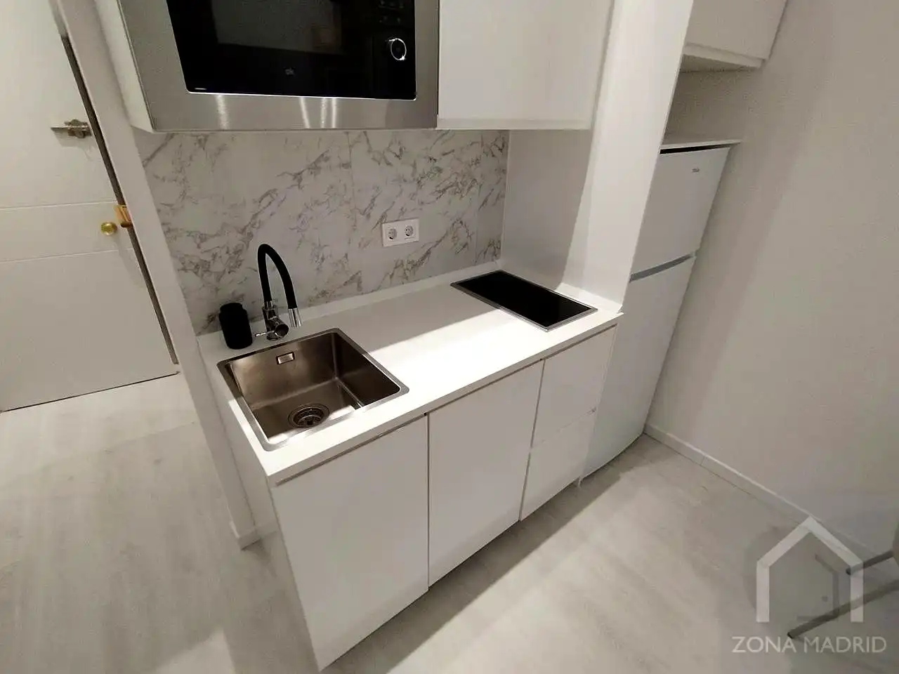 Wohnung zur Miete in De Montesa, Lista