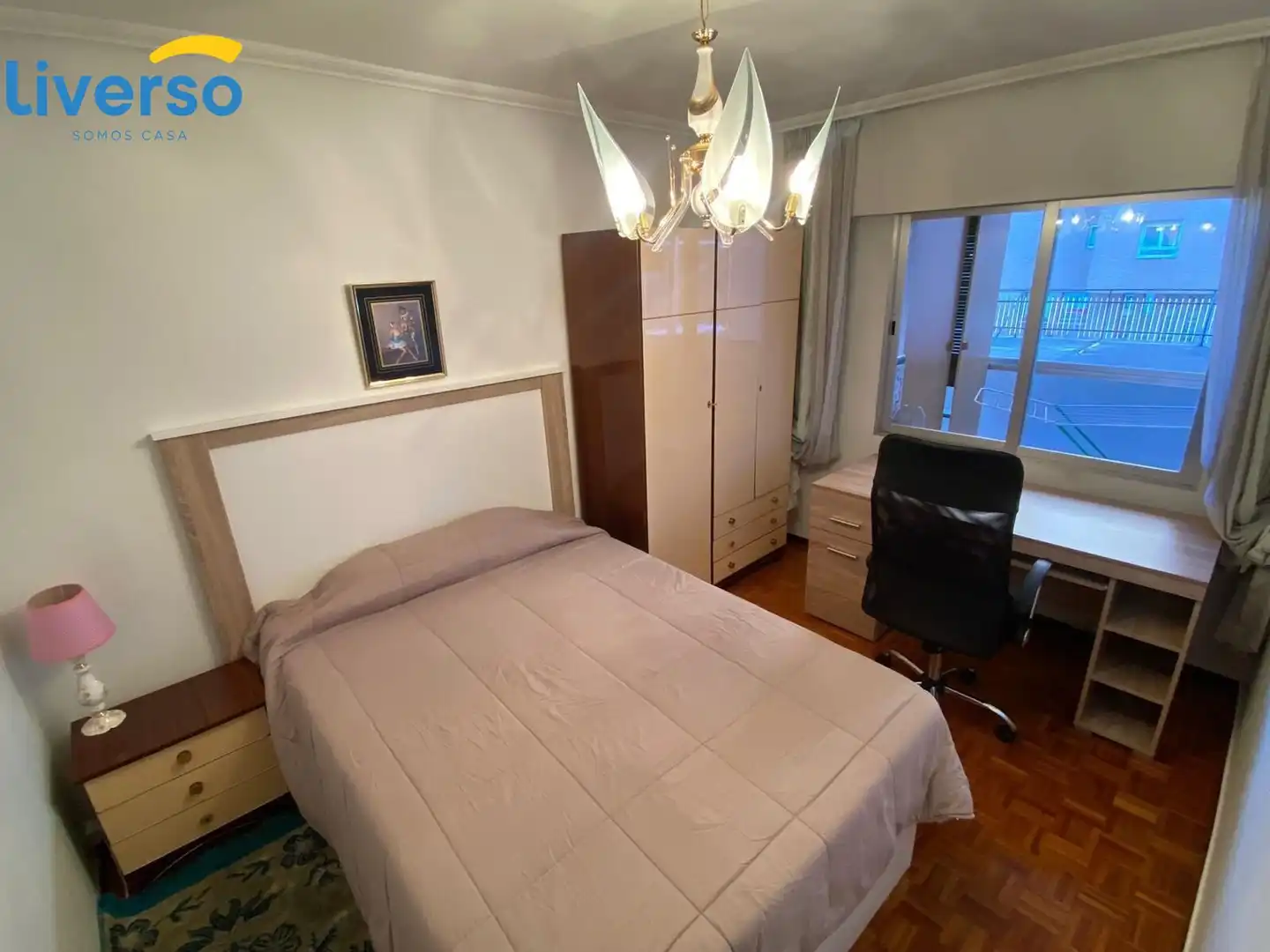 Habitación en Calle DEL VENA, Reyes Católicos