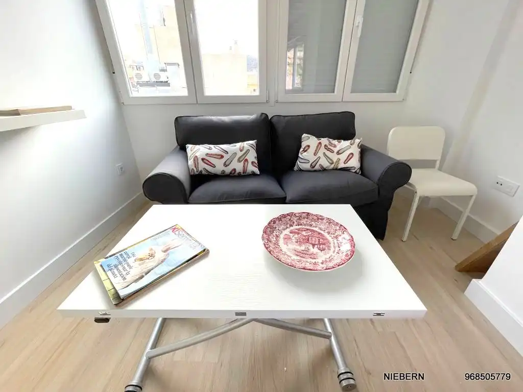 Flat for rent in Casco Antiguo