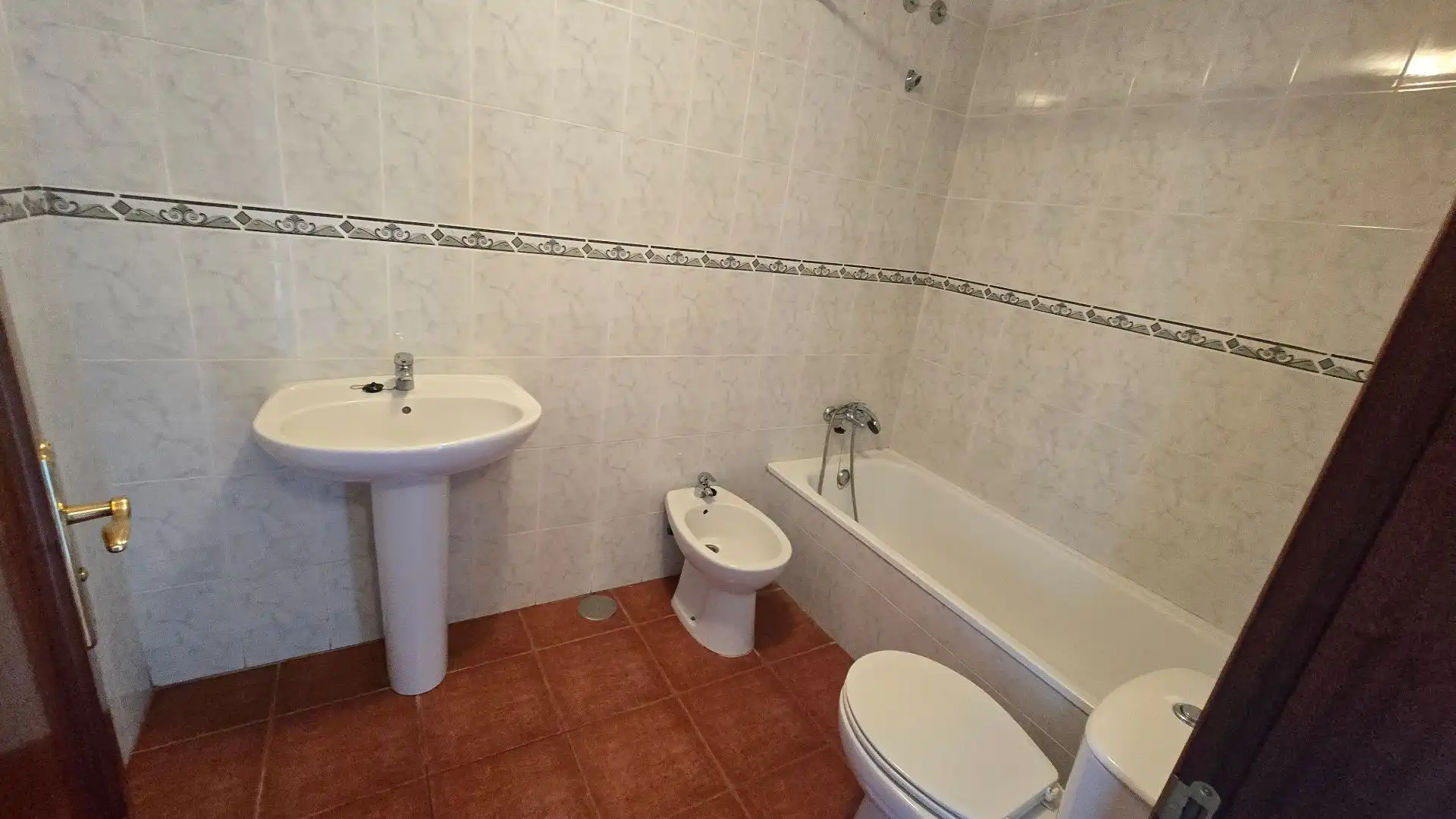 Baño de Piso en venta en Arona con Terraza