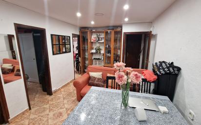 Living room of Flat for sale in L'Hospitalet de Llobregat