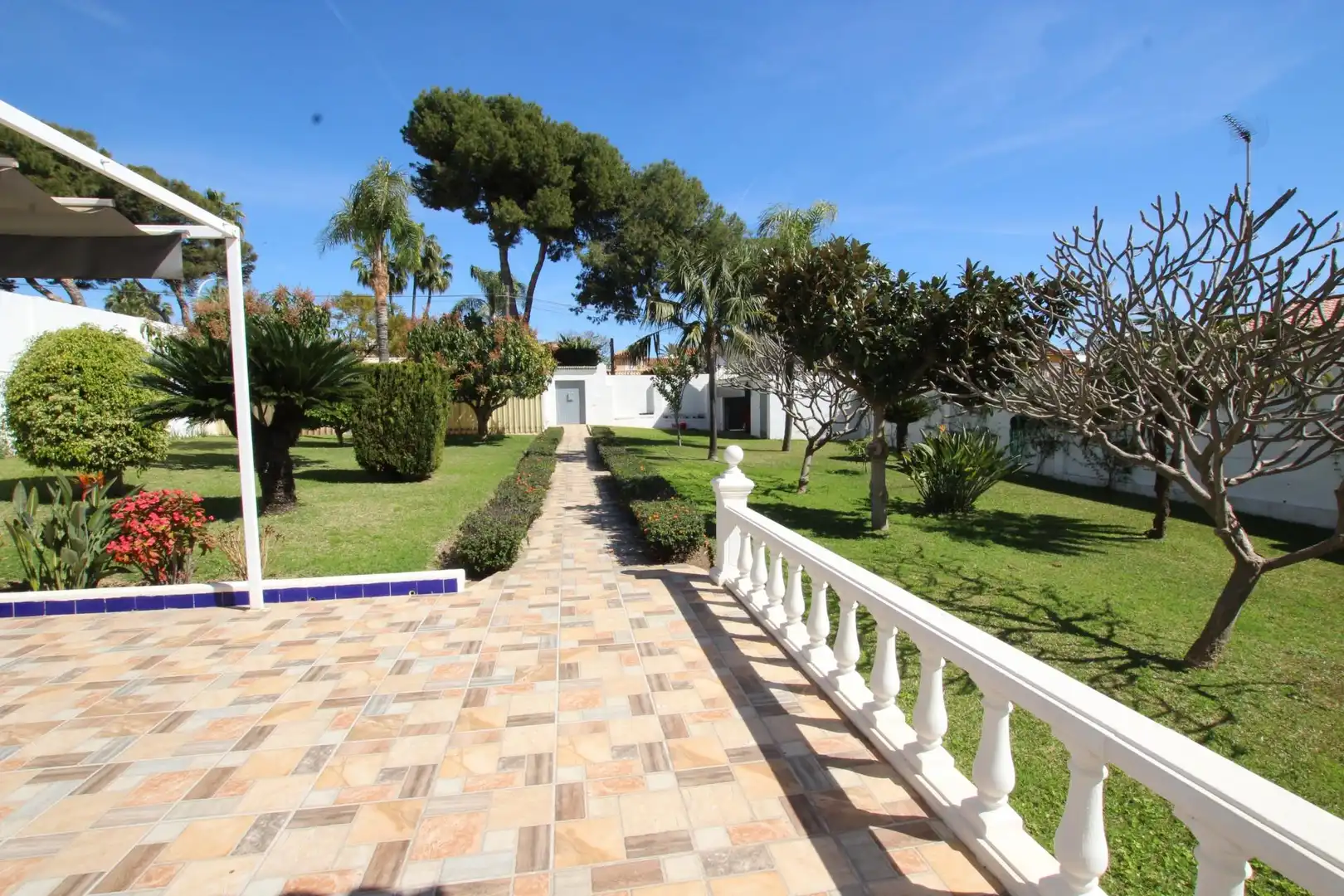 Villa con terrazza in vendita a Puerto Marina, imagen 36
