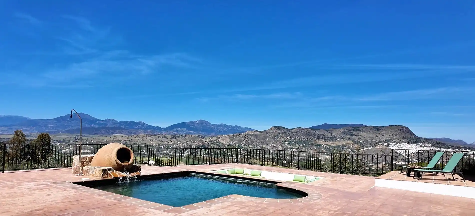 Piscina de Finca rústica en venda en Álora amb Aire condicionat, Calefacció i Jardí privat