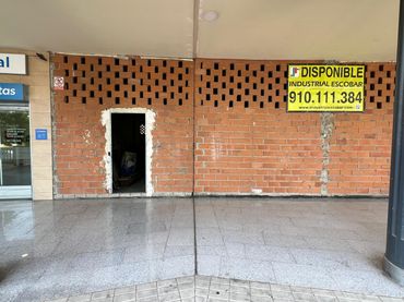 Local comercial en venda a Plaza Alegría 3