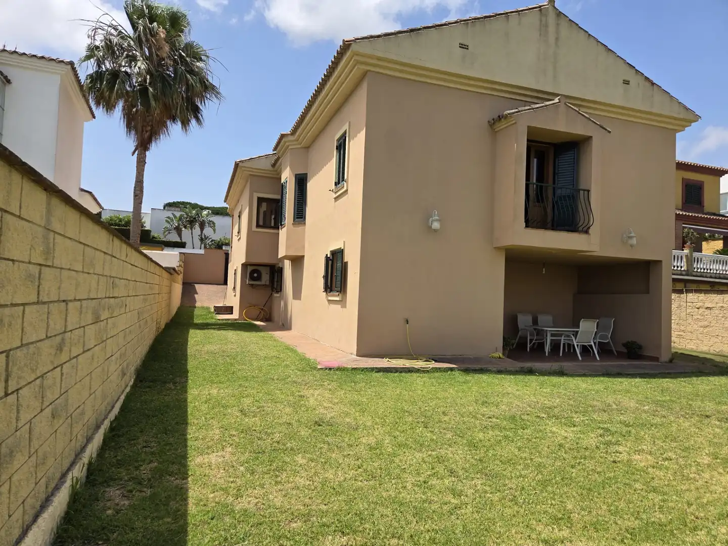 Vista exterior de Casa o chalet en venta en Algeciras con Aire acondicionado, Jardín privado y Terraza