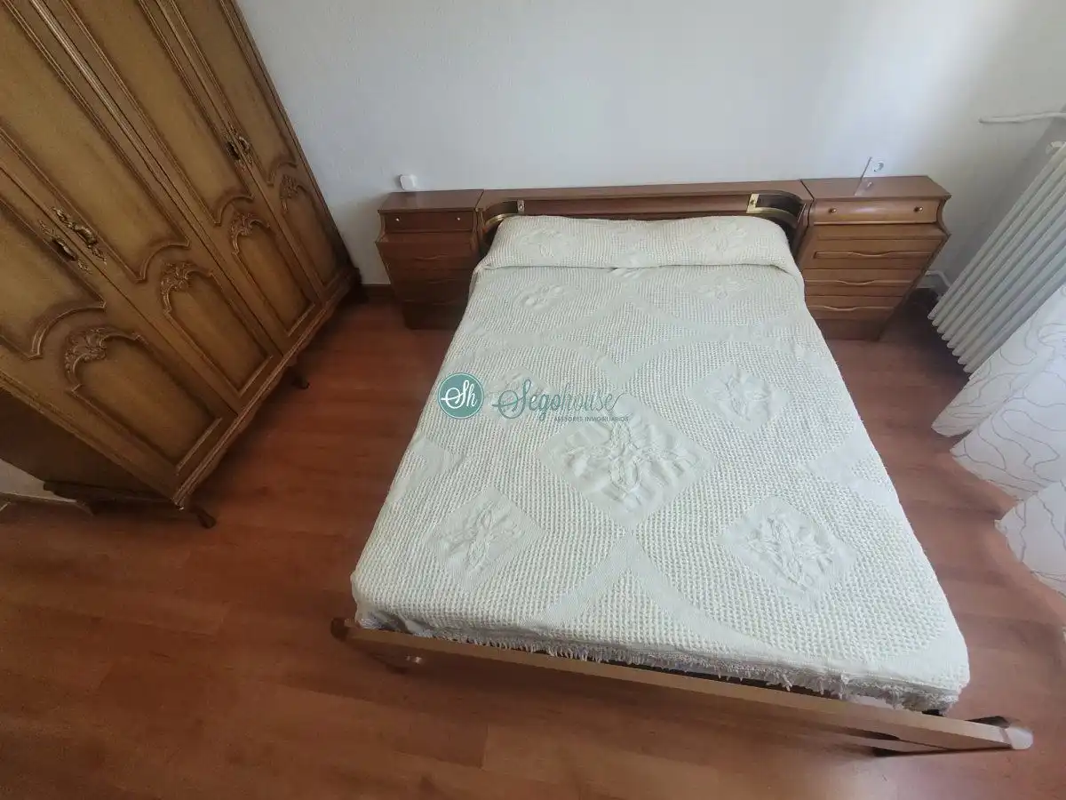 Habitación de Piso en venta en Segovia con Calefacción y Terraza