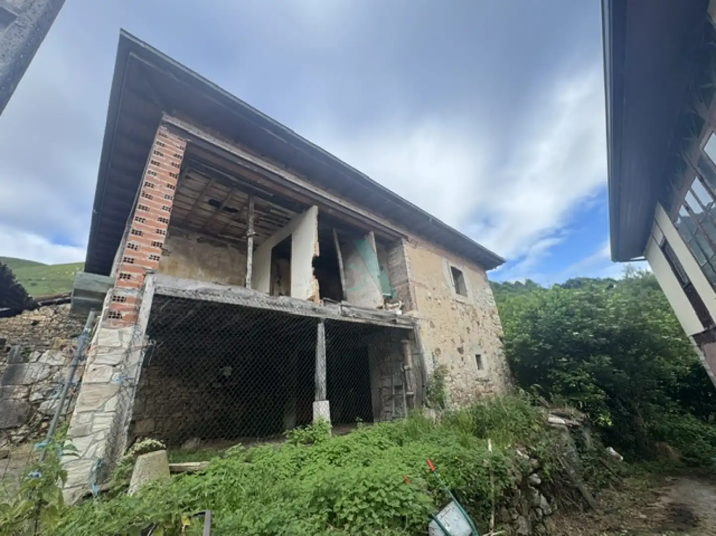 Vista exterior de Casa o chalet en venta en Yernes y Tameza