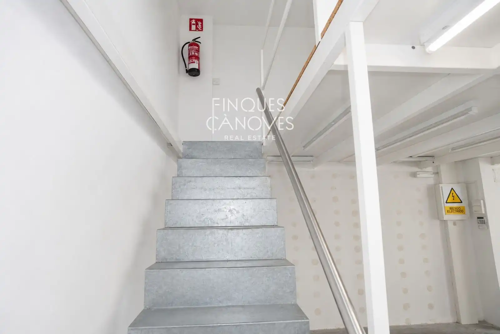 Business premises for sale in Josep Pla, imagen 9