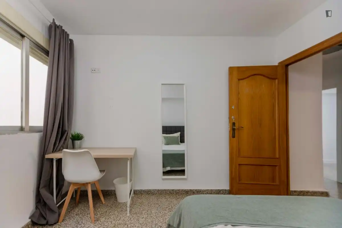 Habitación en Barrio de Benicalap