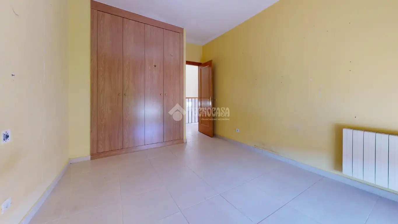 Bedroom of Detached homes for sale in Yebes  with Heating, Private garden and Terrace
