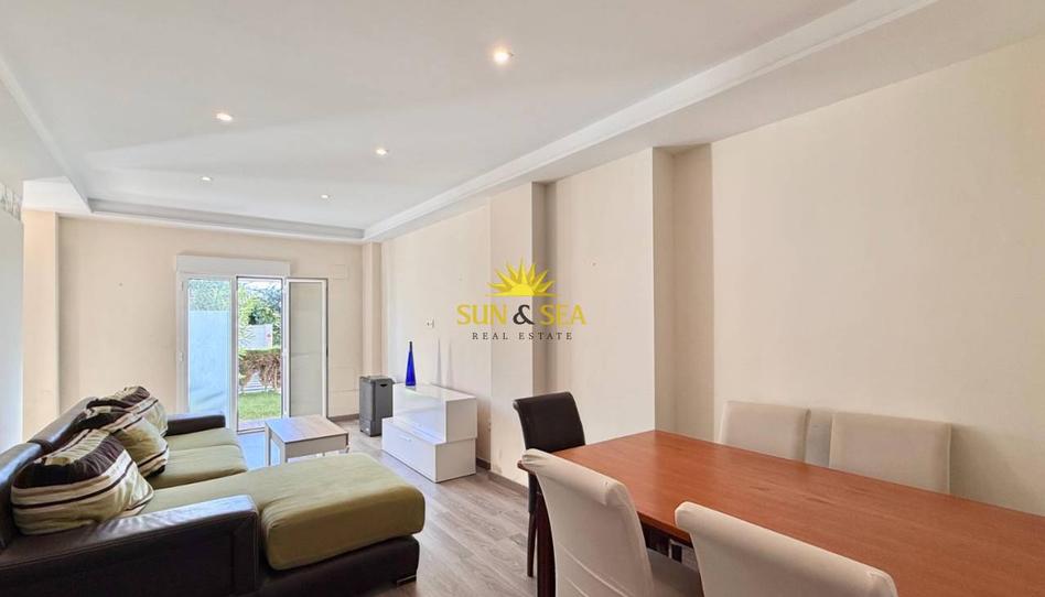 Foto 1 de Casa o xalet de lloguer a Campoamor, Alicante