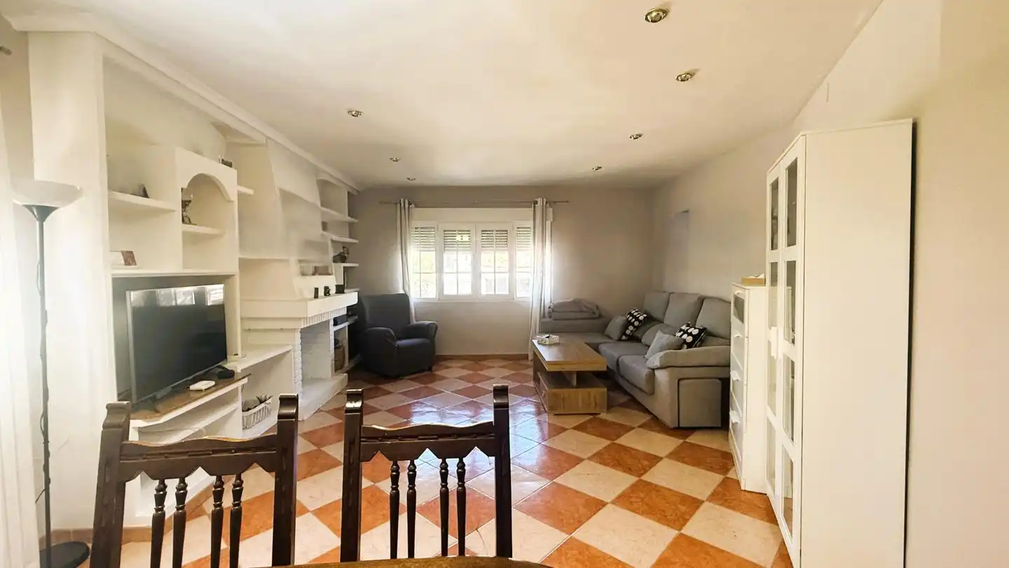 Sala de estar de Casa o chalet en venta en Cebreros con Aire acondicionado, Jardín privado y Terraza