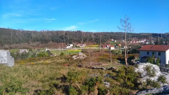 Terreni e lotti in vendita a folgoso 31
