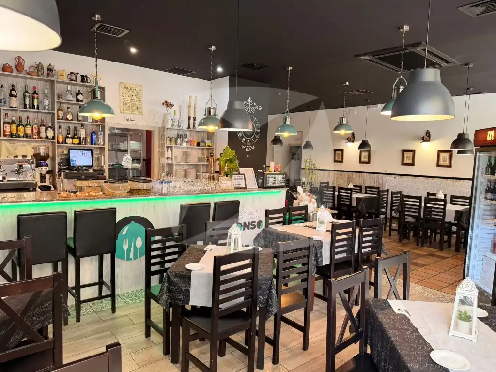 Commercial properties for sale in Badajoz  with Air Conditioner