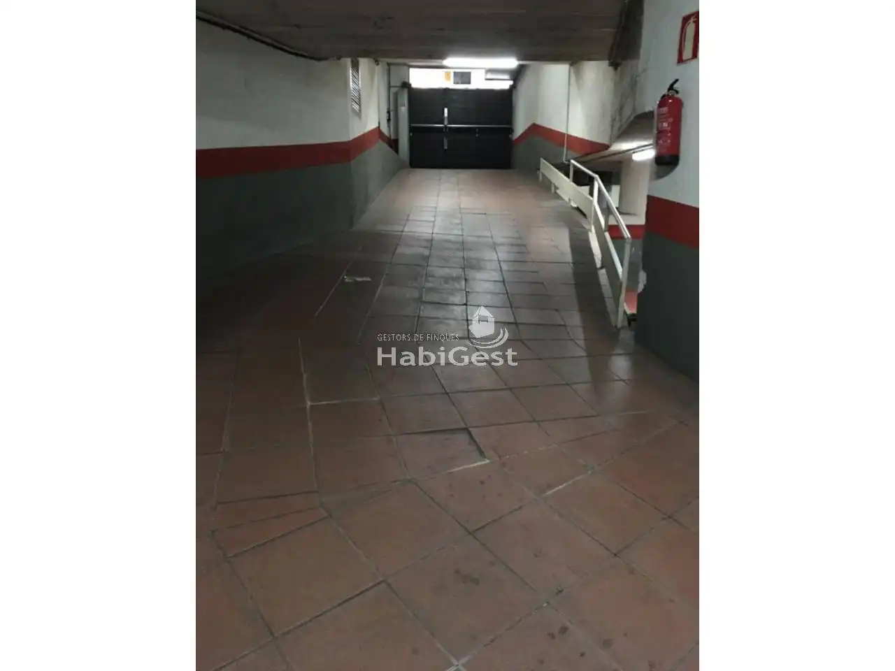 Garage for rent in Calle BARCELONA, Eixample Nord