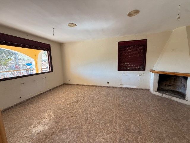 House or chalet for sale in La Frontera  