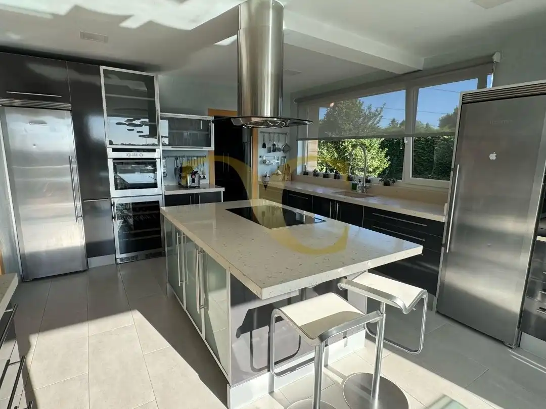 Kitchen of Houses for rent in Santa Cruz de Bezana  with Air Conditioner, Heating and Private garden