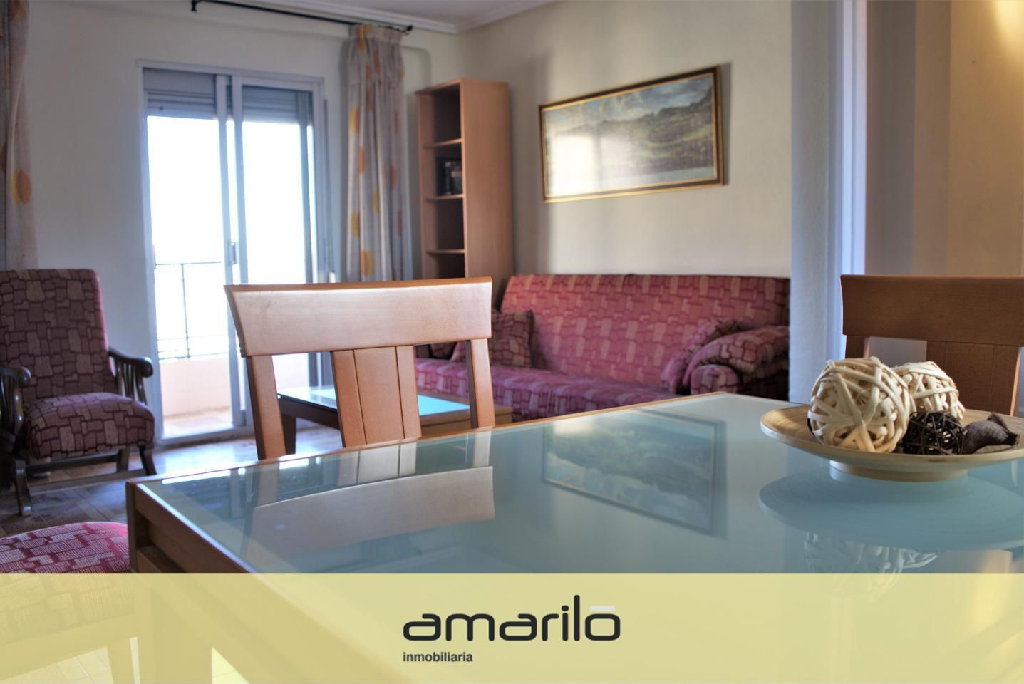 Apartamento de alquiler en Carrer de Benicàssim, El Castellar i l'Oliverar