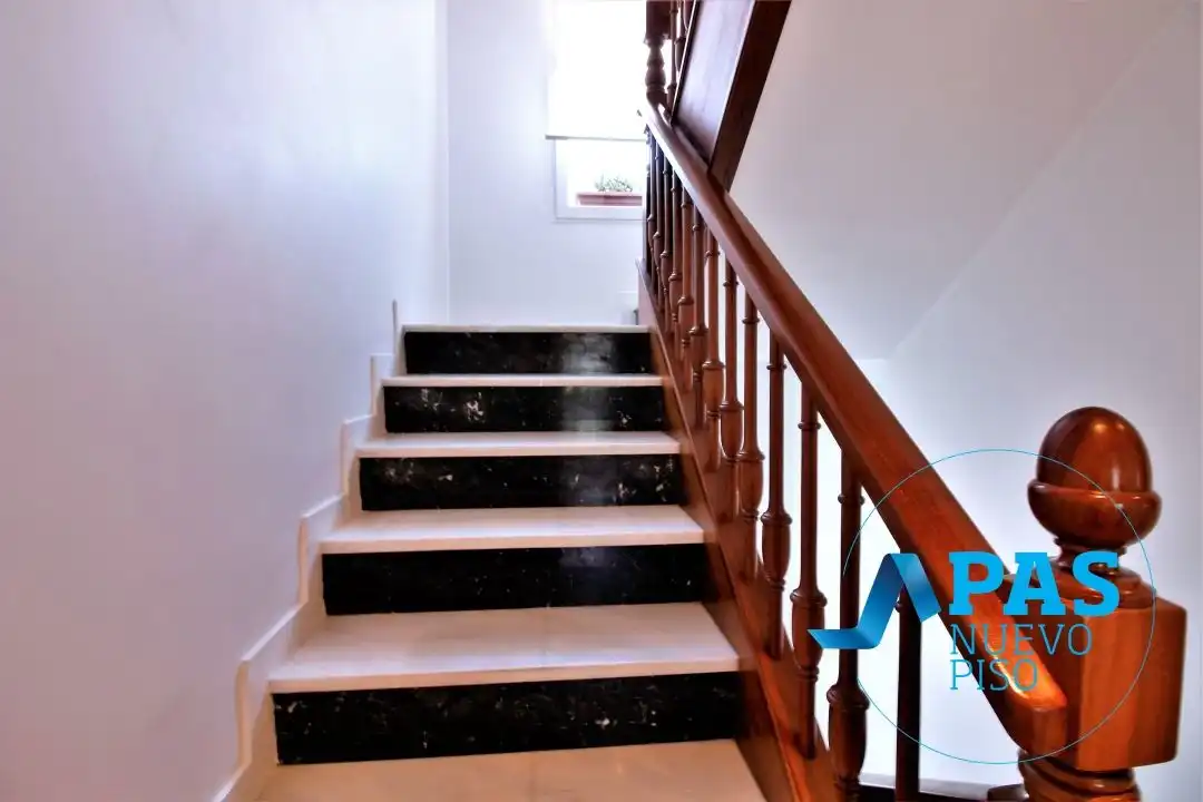 Haus oder Chalet zum Verkauf in Santander mit Privatgarten, Parkett und Terrasse
