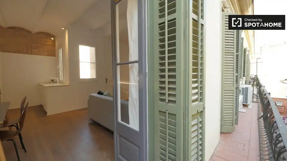 Piso con terraza en alquiler en Gràcia, imagen 10