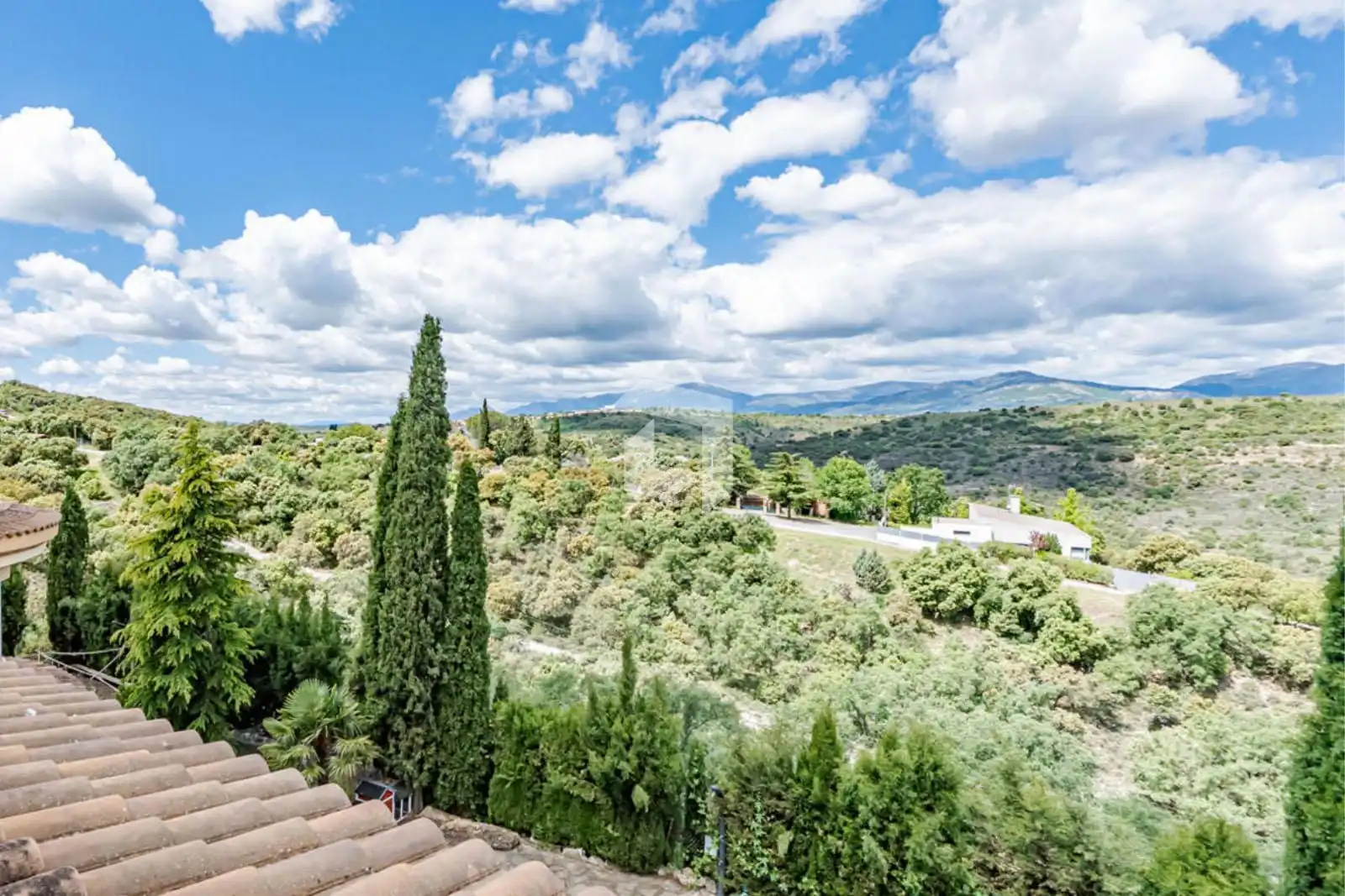 Vista exterior de Casa o chalet en venta en Venturada con Calefacción, Jardín privado y Terraza