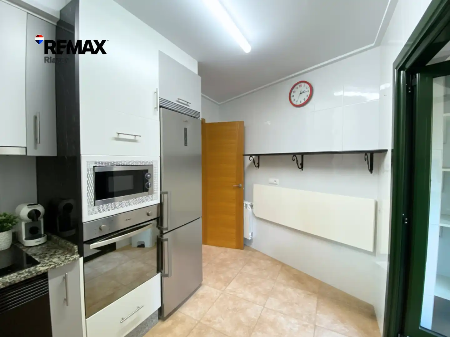 Kitchen of Flat for sale in Lalín  with Heating, Parquet flooring and Storage room