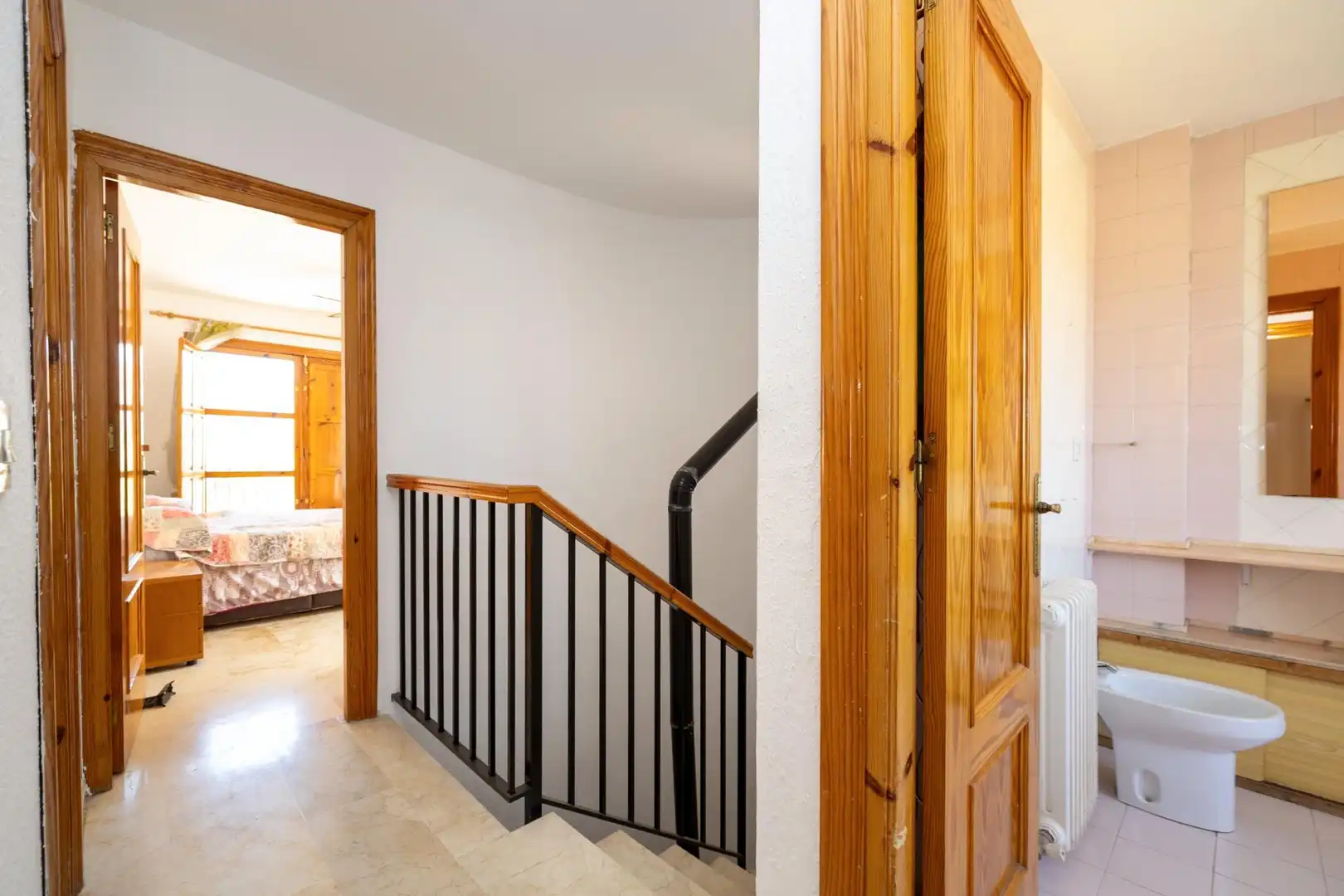 Casa adosada en venta en Granada con Calefacción, Jardín privado y Terraza