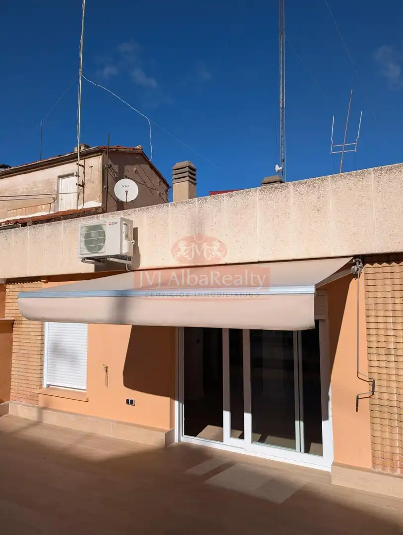 Vista exterior de Ático en venta en Albacete con Terraza