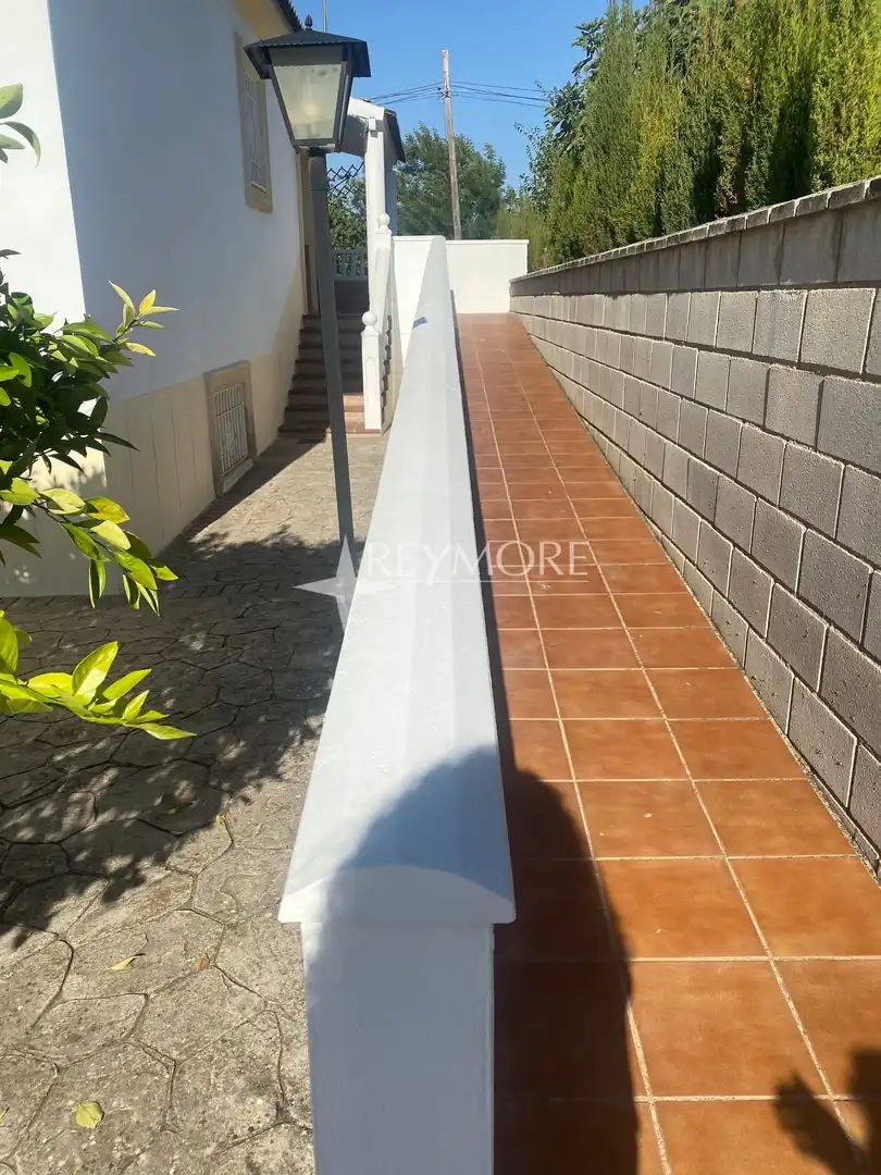 Houses for sale in El Higuerón