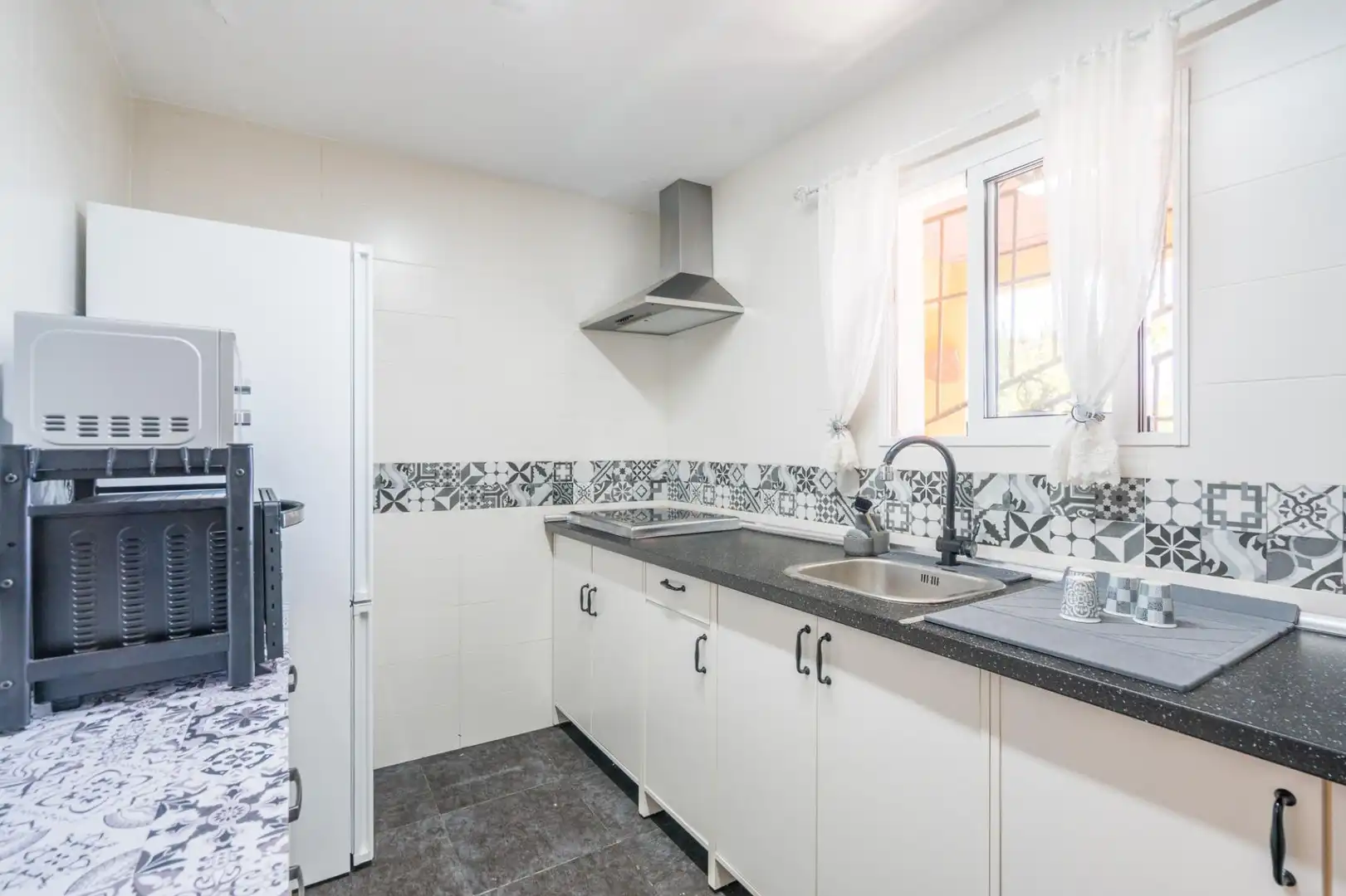 Cocina de Casa o chalet en venta en Benaguasil con Aire acondicionado, Calefacción y Jardín privado