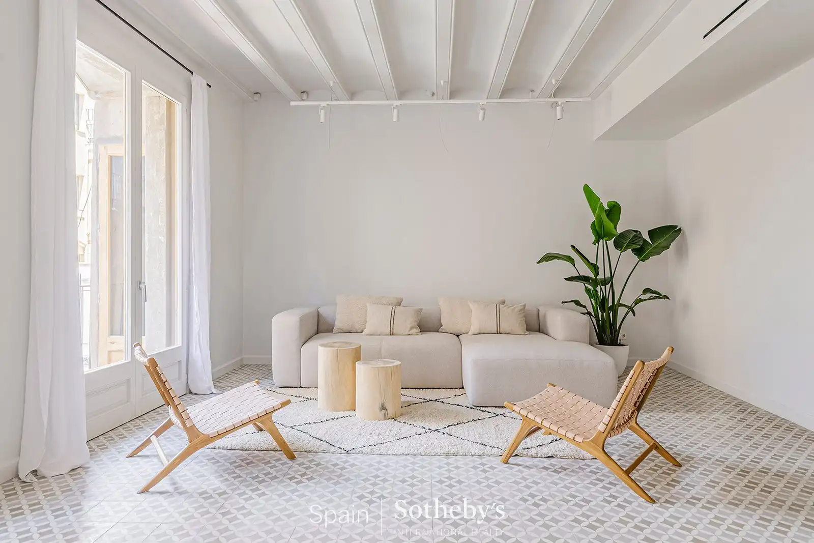 Sala d'estar de Apartament en venda en Barcelona amb Aire condicionat i Calefacció